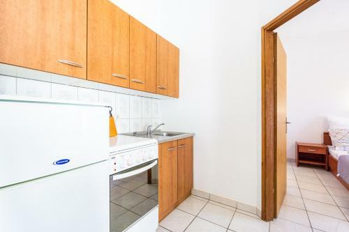 Apartment Krste With Mountain And Seaview