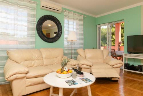 Seaview Apartment Andrea