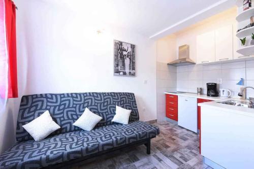 Apartments In Marina 42468