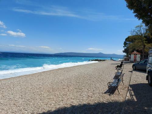 Modern And Cosy Apartment Ivana With A Beautiful Seaview