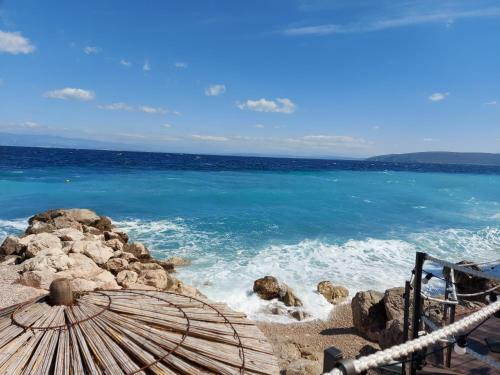 Modern And Cosy Apartment Ivana With A Beautiful Seaview