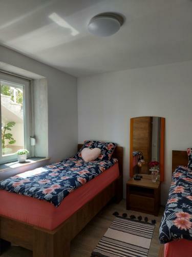 Modern And Cosy Apartment Ivana With A Beautiful Seaview
