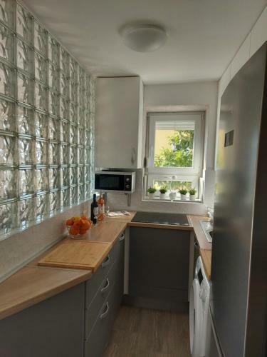 Modern And Cosy Apartment Ivana With A Beautiful Seaview