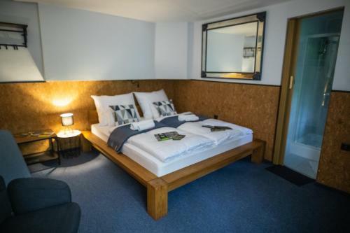 4 �vszak V�lgyhotel