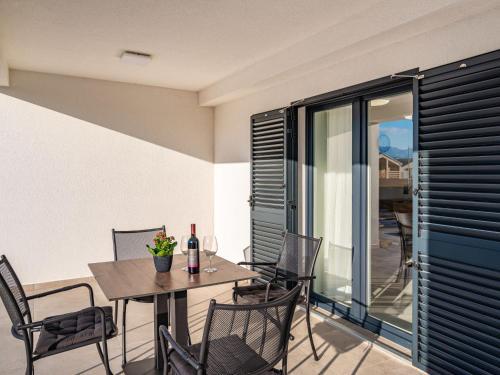 Apartment Ilux-3
