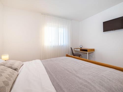 Apartment Ilux-2