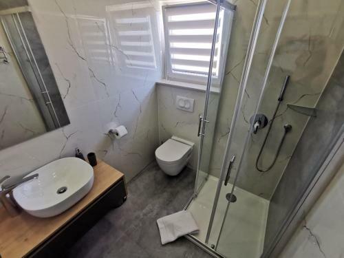 Apartamento New Nikolina 4 Star