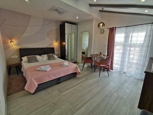 Apartamento New Nikolina 4 Star