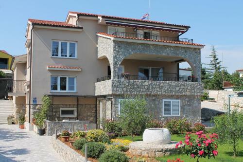 Apartment Belveder *spacious Groundfloor Apartment