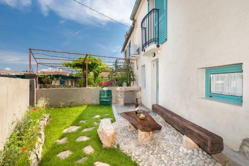 Heritage Holiday House Petrina