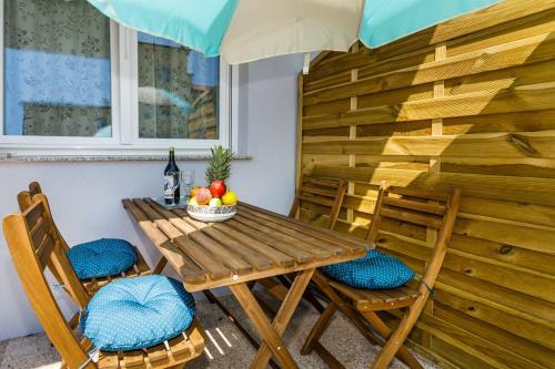 Golden Island Apartments