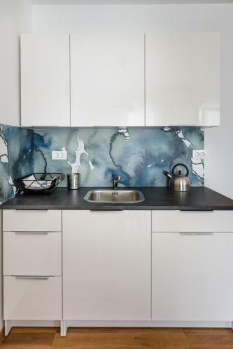 Golden Island Apartments