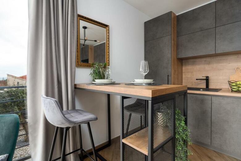 Luxury Apartment Love Nest