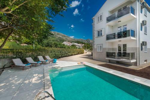 Apartamento Villa Gold Residence 4