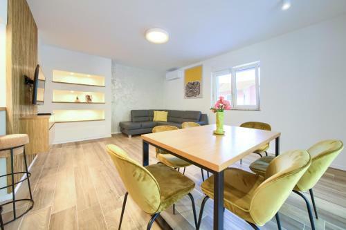 Apartment Lucija