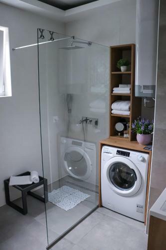'nap' Apartment