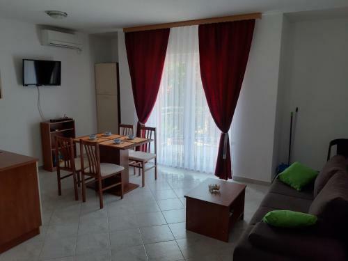 Apartments Mihael