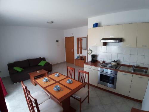 Apartments Mihael