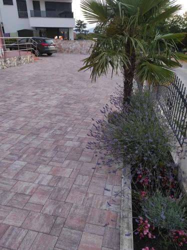 Apartments Mihael
