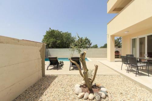 Villa Sunshine With Private Hydromassage Pool Near Pula