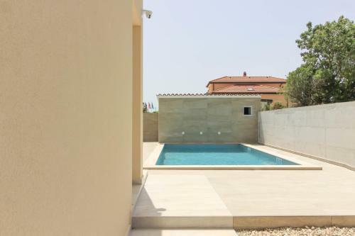Villa Sunshine With Private Hydromassage Pool Near Pula