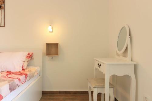 Villa Sunshine With Private Hydromassage Pool Near Pula