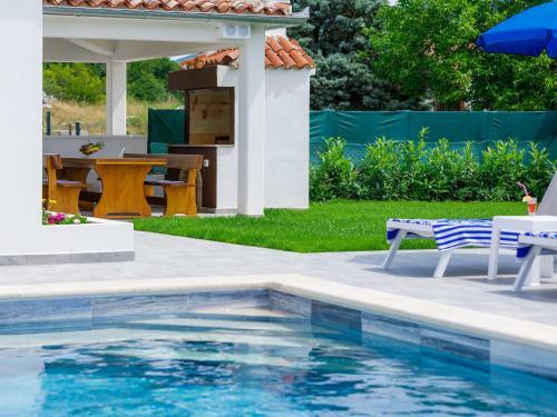 Holiday Home Casa Gverino