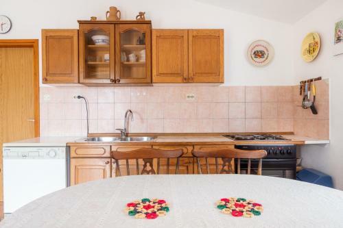 Apartments Besa