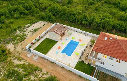 Villa Luxe New House With Bbg, Pool