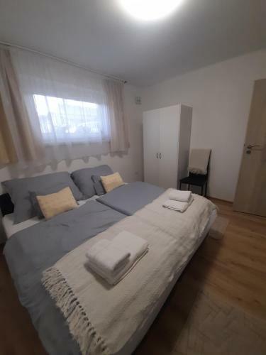 Op�l Apartman