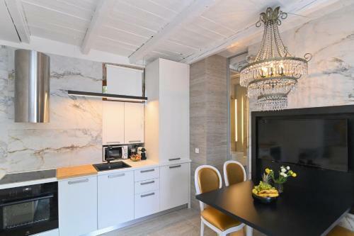 Good Time Apartments