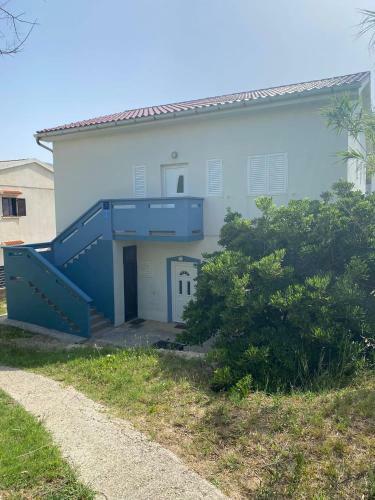 Apartments Maro