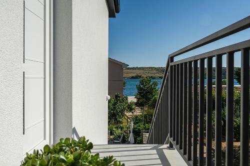 Apartment By The Sea