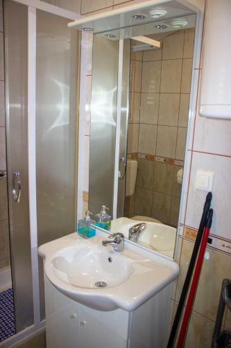 Posedarje Dalmatia Apartments