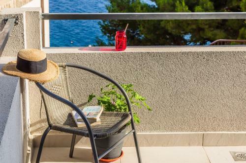 Adris Apartments