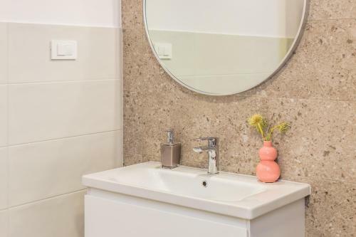 Adris Apartments