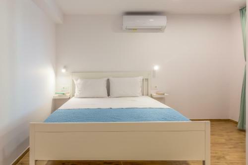 Adris Apartments