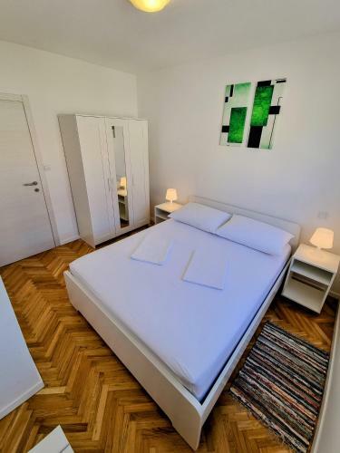 Omi? City Apartment