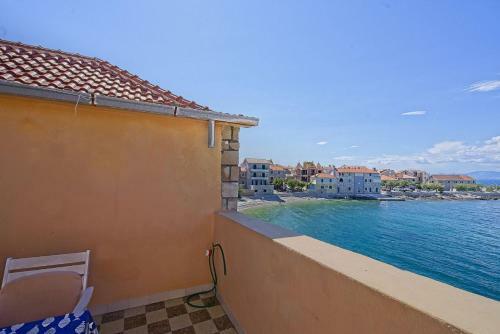 Apartments Lucija Above The Beach