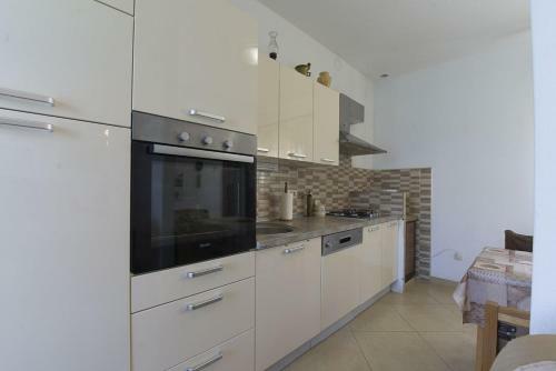 Apartments Lucija Above The Beach