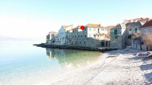 Apartments Lucija Above The Beach