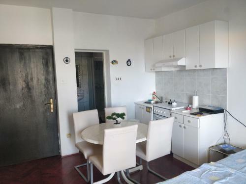 Apartment Minkalili