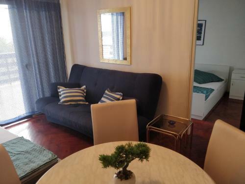 Apartment Minkalili