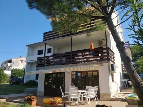 Apartment Minkalili