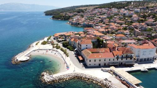 Apartments Etica Banic