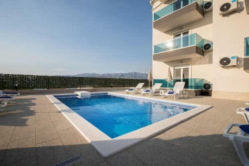 Apartments Ivan - Heated Pool