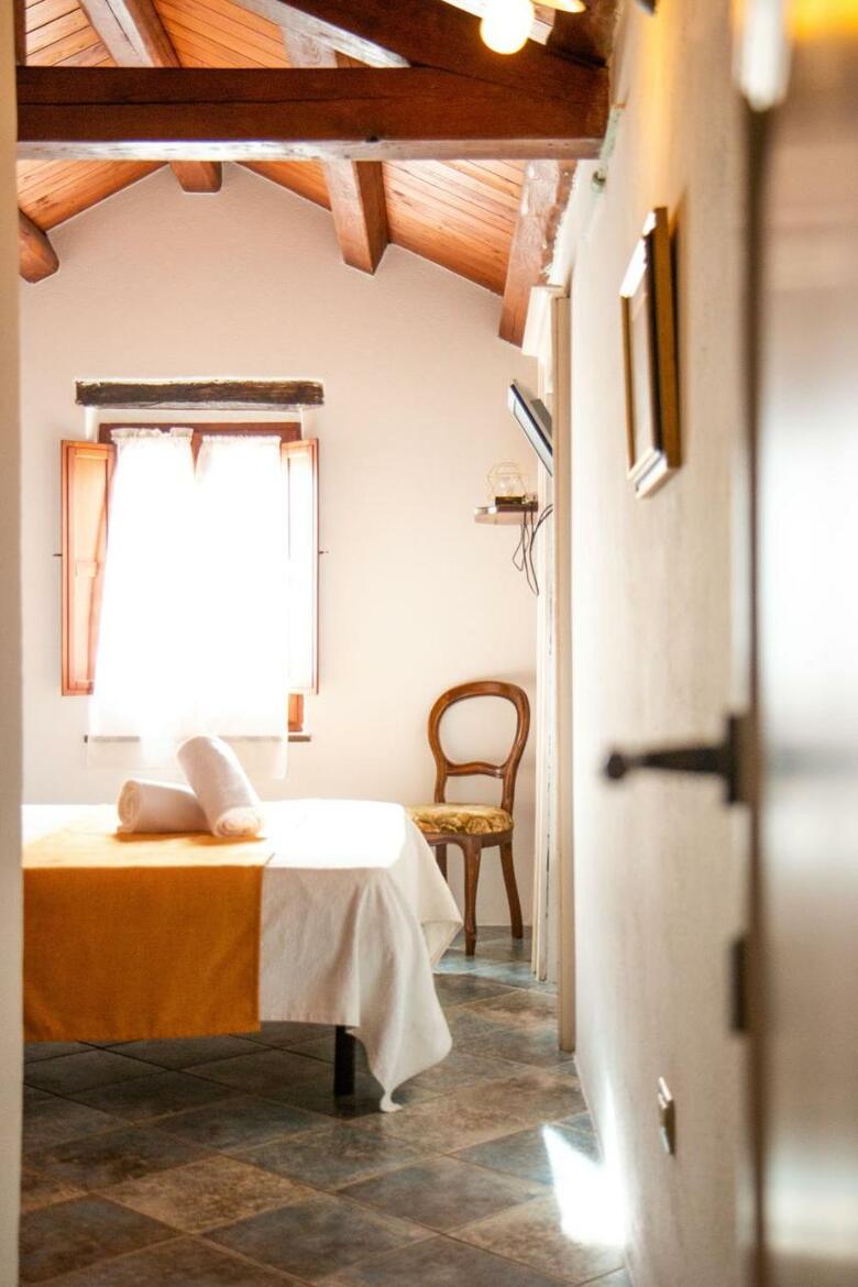 Hostal S`ammentu House