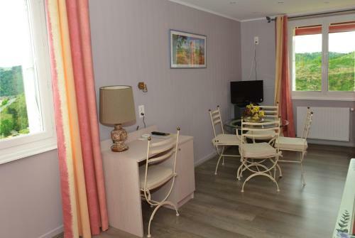 Hotel H�tel Beau Site