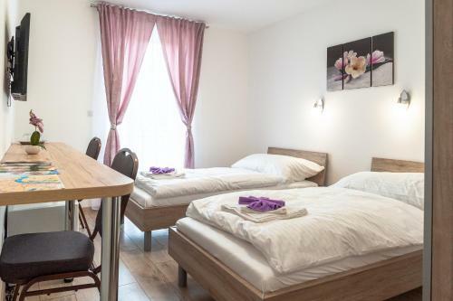 Bed & Breakfast Vivien Sz�ll�
