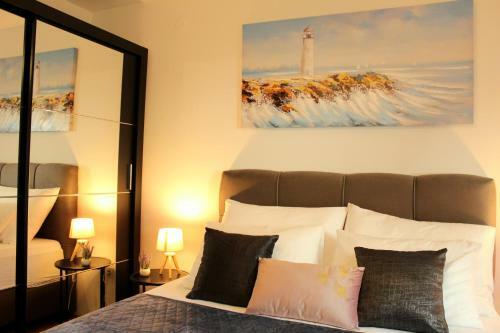 Apartamentos Anthropos - Near Split